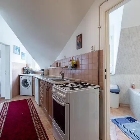 Kleopatra Apartment *